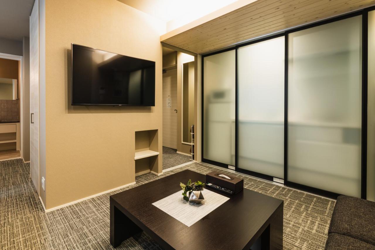 Grand Base Yakuin Odori Aparthotel Fukuoka  Exterior photo